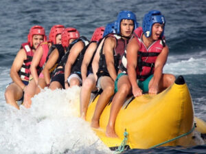 banana boat benidorm, water sports benidorm, rent boat benidorm, alquiler de hinchables en benidorm, alquiler de barcos en benidorm, excursiones en barco en benidorm, rent a boat benidorm, parasailing benidorm, water inflatable benidorm