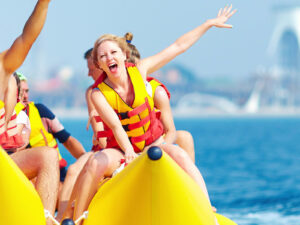 banana boat benidorm, water sports benidorm, rent boat benidorm, alquiler de hinchables en benidorm, alquiler de barcos en benidorm, excursiones en barco en benidorm, rent a boat benidorm, parasailing benidorm, water inflatable benidorm