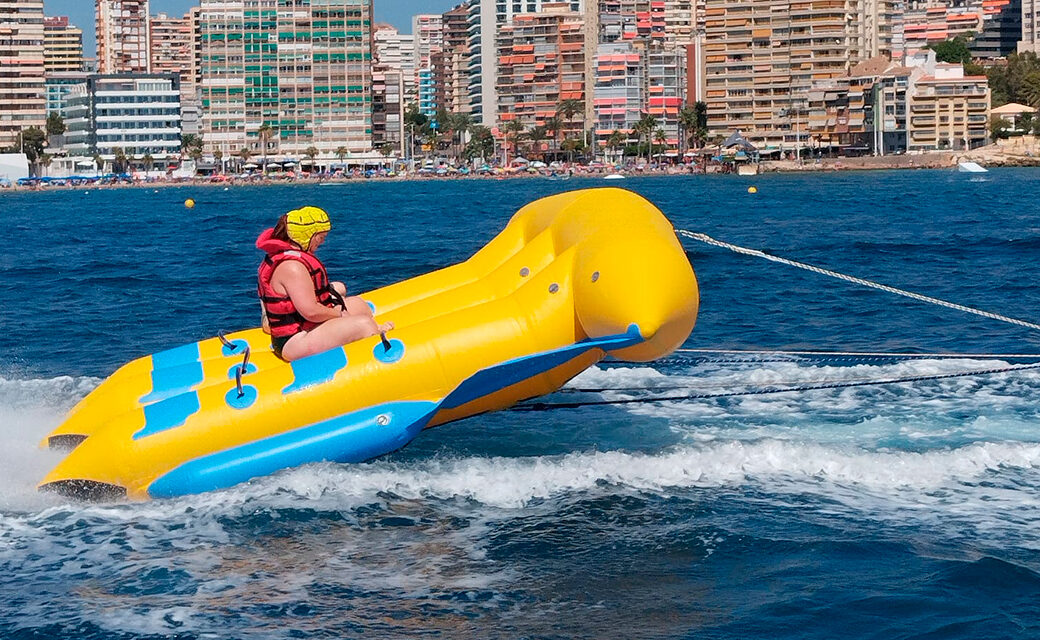 flyfish-benidorm-banana-boat-rent-boat-benidorm-1